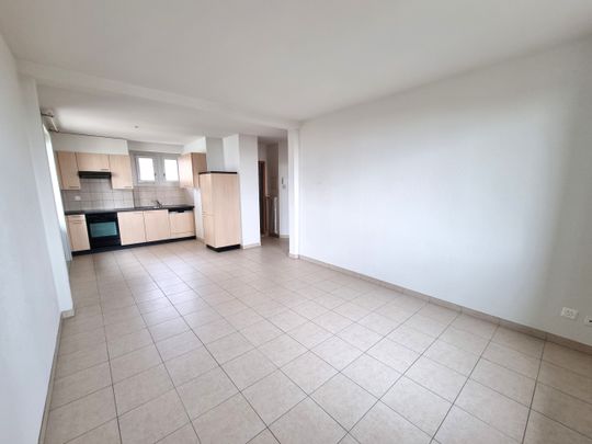 Joli appartement de 3 pièces au 1er étage avec balcon et vue sur le lac situé dans un quartier calme - Photo 1