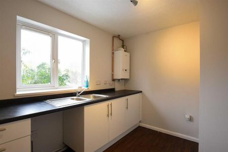 2 bedroom terraced house to rent - Photo 5