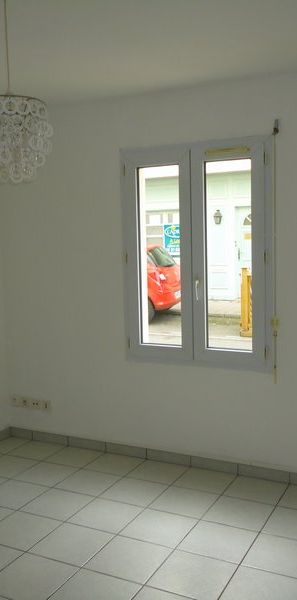 Location Appartement 2 pièces 39m² - Photo 2