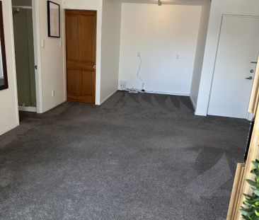 Property Management111A East Coast Road, Castor Bay - House for Rent - Photo 5