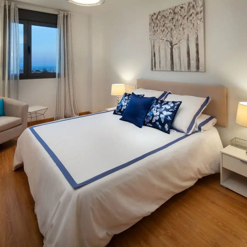 Piso de alquiler en Calle Médico Francisco Pérez Company, Los Molinos - Villa Blanca - Foto 1