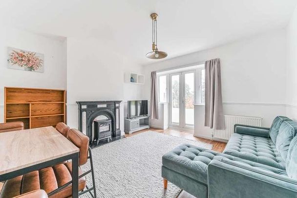 The Woodlands, Upper Norwood, SE19 - Photo 1