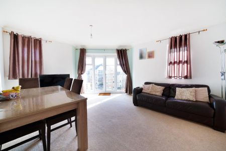 2 bedroom apartment to rent - Photo 2