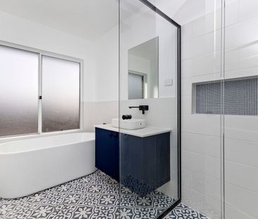 4 Bedroom Home - Photo 6