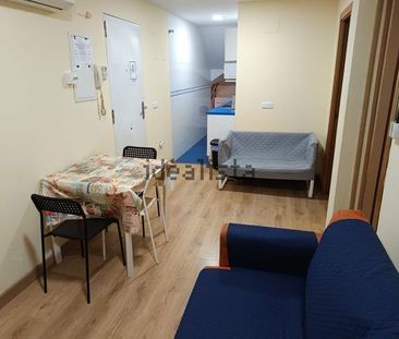 Alquiler de piso en Calle Vargas Ponce, 16 - Photo 2