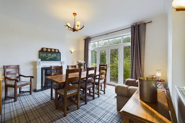 4 bedroom semi-detached house to rent - Photo 1