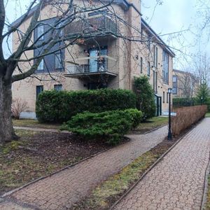 Beau et grand 5 ½ à louer dans St-Bruno avec 2 stationnements - Photo 2