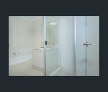 10 Holdsworth Ave, Aveley, WA 6069 - Photo 1