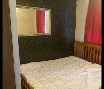 Room in a Shared House, Sir Howard Way, L8 - Photo 4