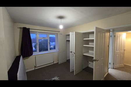 2 Bed Maisonette, Bromley Road, SE6 - Photo 4