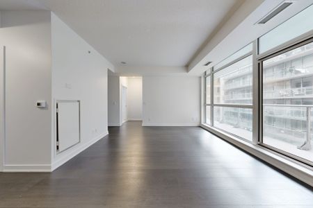 For Lease - 30 Nelson Street Unit# 406, Toronto, Ontario - Photo 4