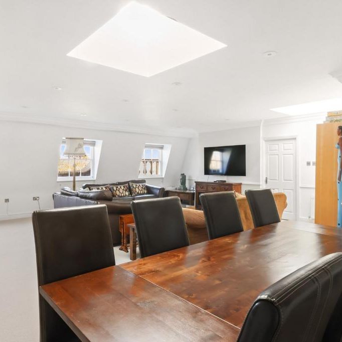 3 bedroom penthouse to rent - Photo 1