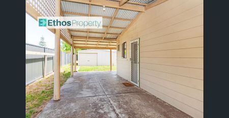 LOVELY HOUSE ON LARGE BLOCK - Photo 4