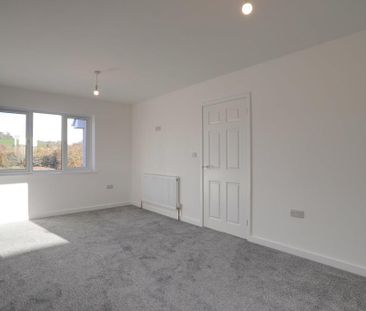 4 bedroom detached house to rent - Photo 6