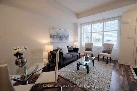 Condo Townhouse For Lease | W8083710 - Photo 4