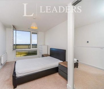 2 bedroom apartment to rent Sirius, 6 The Boardwalk, Brighton, BN2 - Photo 5