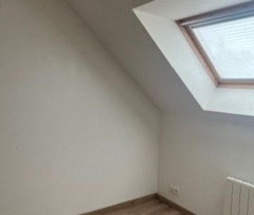 YVETOT PLEIN CENTRE, maison de 90.92m² avec jardin comprenant trois... - Photo 2