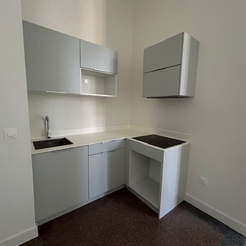 Location Appartement 2 pièces 62m² - Photo 1