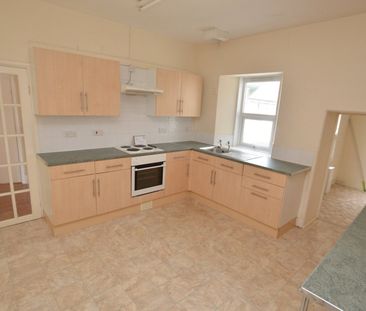 2 Chapel Terrace, Hayle, Cornwall, TR27 - Photo 3