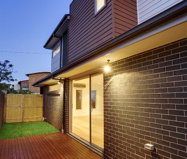 5 Leslie Street, Newport VIC 3015 - House For Rent | Domain - Photo 5