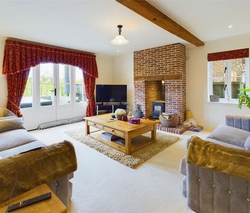 3 bedroom detached house to rent - Photo 1