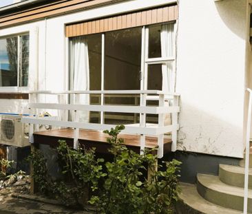 Close to the Bay - Photo 4