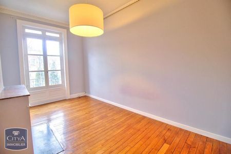 Location Appartement 2 pièces 50m² ST ETIENNE 42100 - Photo 4