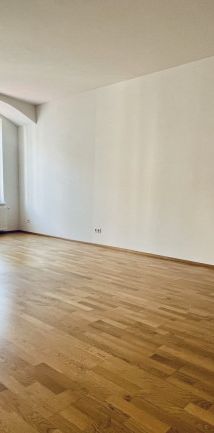 gut aufgeteilte & helle Wohnung - Innenhof Ruhelage - Stellplatz verfügbar - Nahe Burg Neulengbach - Foto 1