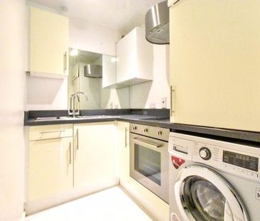 Studio to rent - Photo 6
