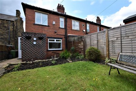 11, Asquith Avenue, Morley, Leeds, West Yorkshire, LS27 9QA - Photo 4