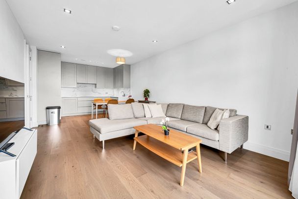 2 Bed Flat, Renaissance Square Apartments, W4 - Photo 1