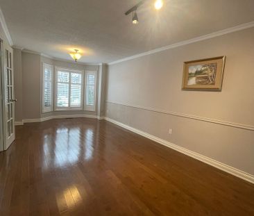 For Lease - 2194 Oak Bliss Crescent, Oakville, Ontario - Photo 1