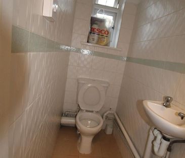 House share to rent - Photo 6