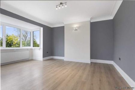 5 bedroom property to rent in London - Photo 4