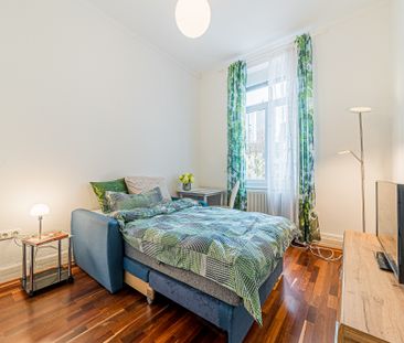 City-Residence: Modern möbliertes 1-Zimmer-Apartment in Bockenheim - Photo 2