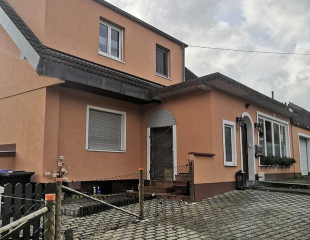 Helle geräumige Wohnung mit 105m² in Oberkail zu vermieten - Photo 1