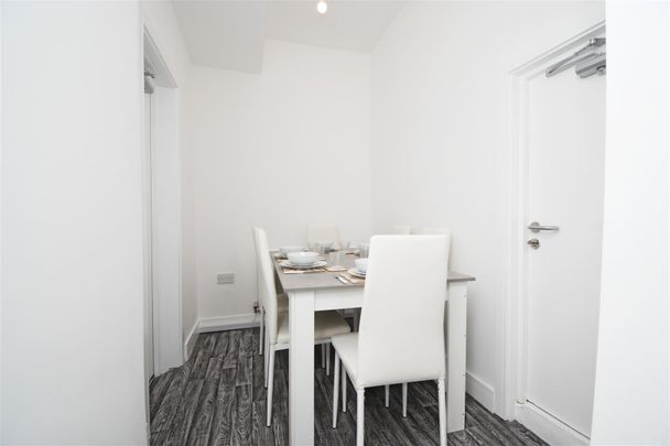 1 bed house share to rent in Fir Street, Burnley, BB10 - Photo 1