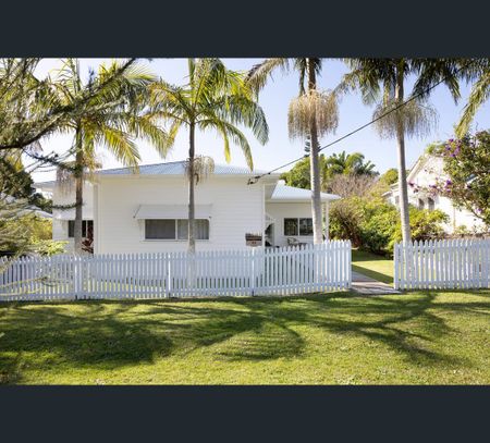 34 Teak Cct, Suffolk Park, NSW 2481 - Photo 2