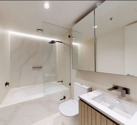 Abbotsford - Photo 5