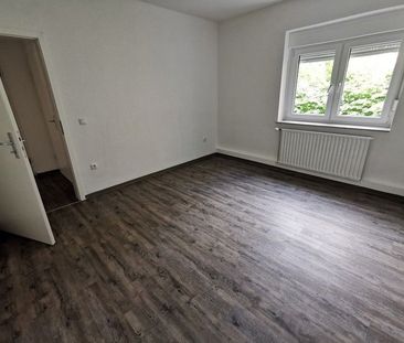 bezugsfertige 2,5-Zi.Whg. mit Balkon im Herzen von Herne - Foto 1