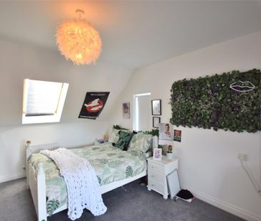 5 bedroom detached house to rent - Photo 3