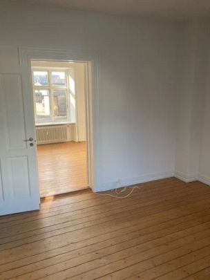 Lys og indbydende lejlighed i hjertet af Vestbyen - Foto 1