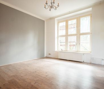 Schicke 2 Zimmerwohnung mit Einbauküche und Stellplatz in historisc... - Photo 3