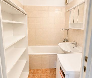 Pronájem bytu 2+1 56 m² - Photo 4