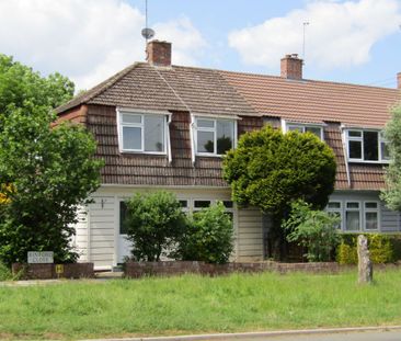 3 bed House - To Let - Photo 6