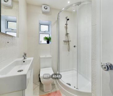 1 bedroom apartment to rent - Photo 6