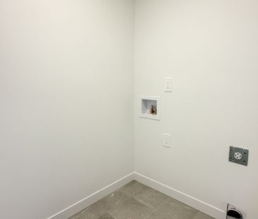 For Lease - 8 Red Oak Common, Cambridge, Ontario - Photo 5