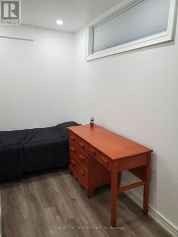 28 DELBERT DRIVE - Photo 3