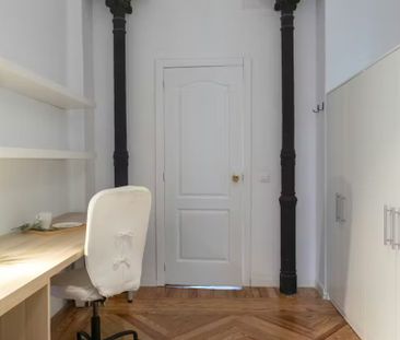 Calle de la Plaza, Madrid, Community of Madrid 28043 - Photo 3