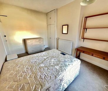 3 bedroom terraced house to rent - Photo 6